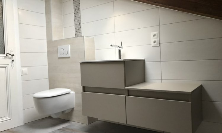 Rénovation complète de salle de bain par entreprise de plomberie près de Thoiry